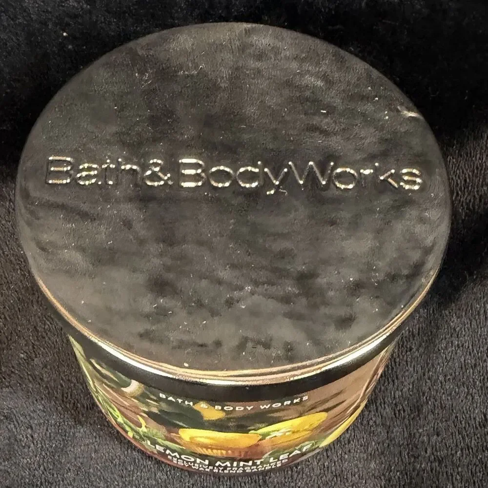 Bath & Body Works bath body